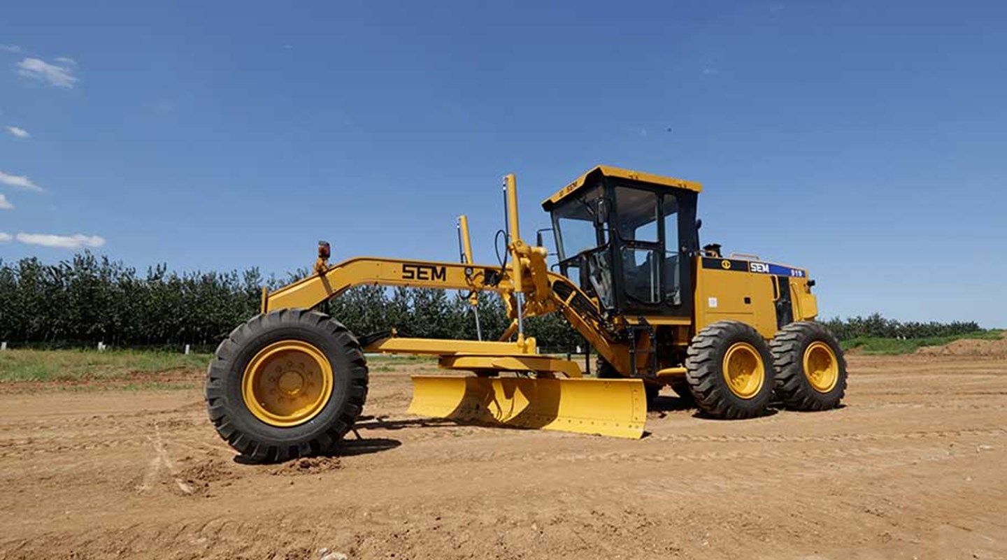 Motor Graders 
