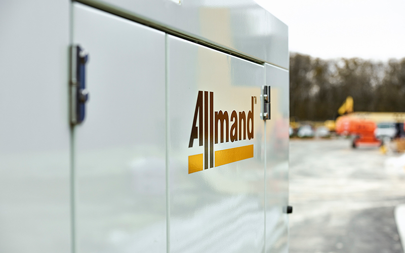 Allmand Aboutus 2Tilehero